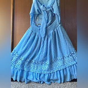 XS blue dress I never got to wear it and is out of my taste of clothing I’m 5”1